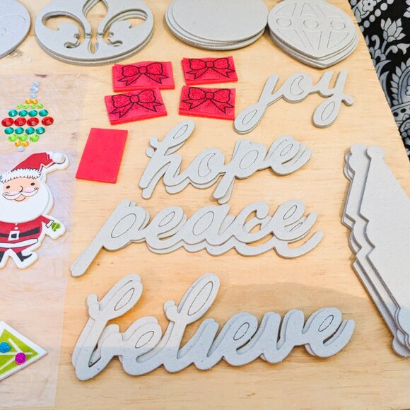 Christmas Paper Crafting Accessories Bundle - Picture 2 of 5